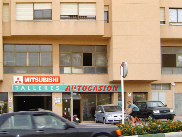 Fotografía de Local u Oficina en venta Avenida Diputacion 10 Calpe, Alicante. Vista exterior: Fachada (2).